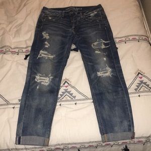 American Eagle tomgirl jeans
